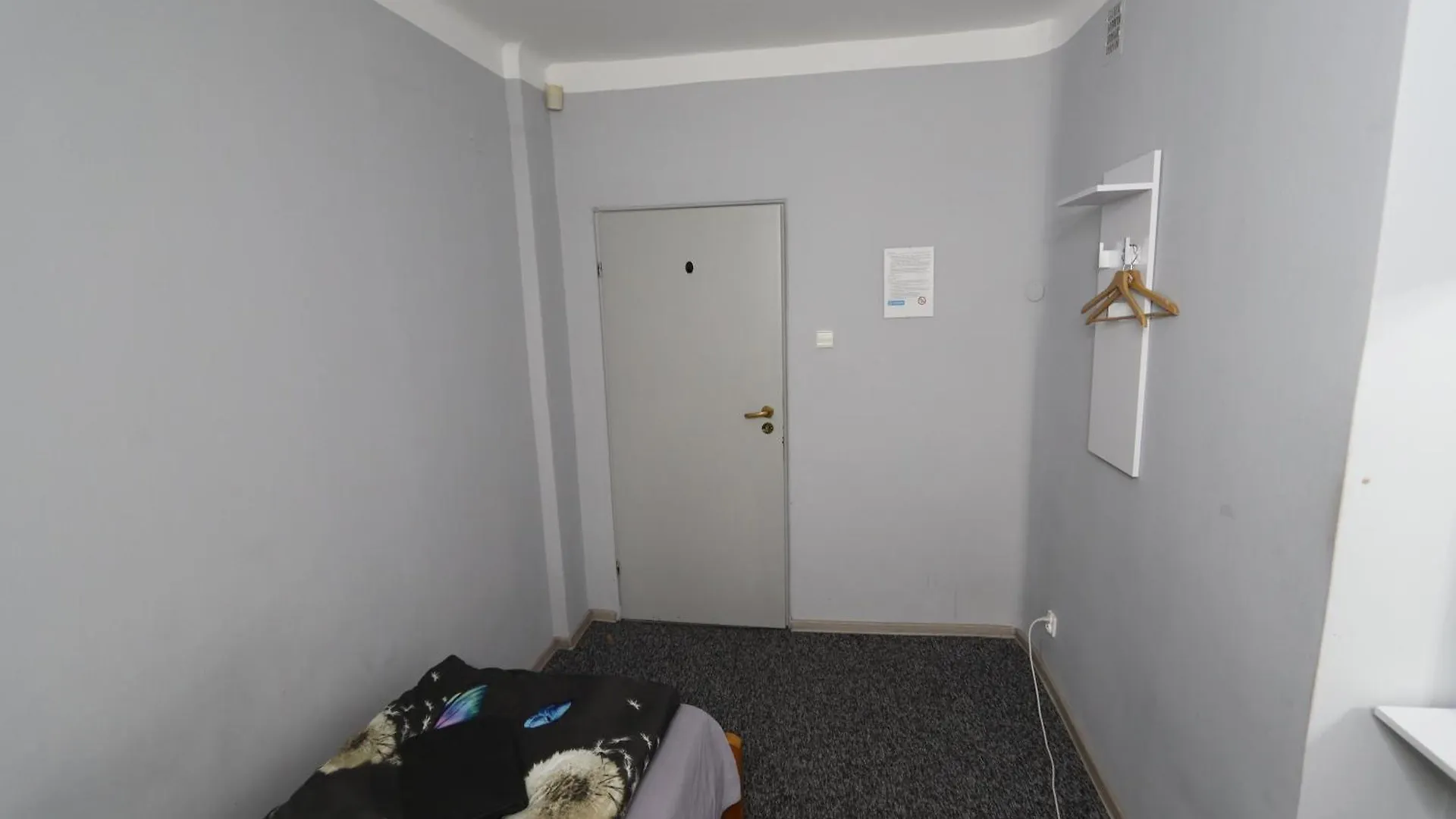 Fantastic Waw - M3 Room 7 Warszawa 0*,